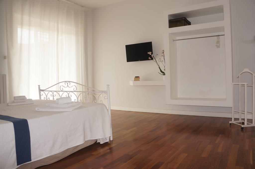 크로토네 Lullymia B&B 외부 사진