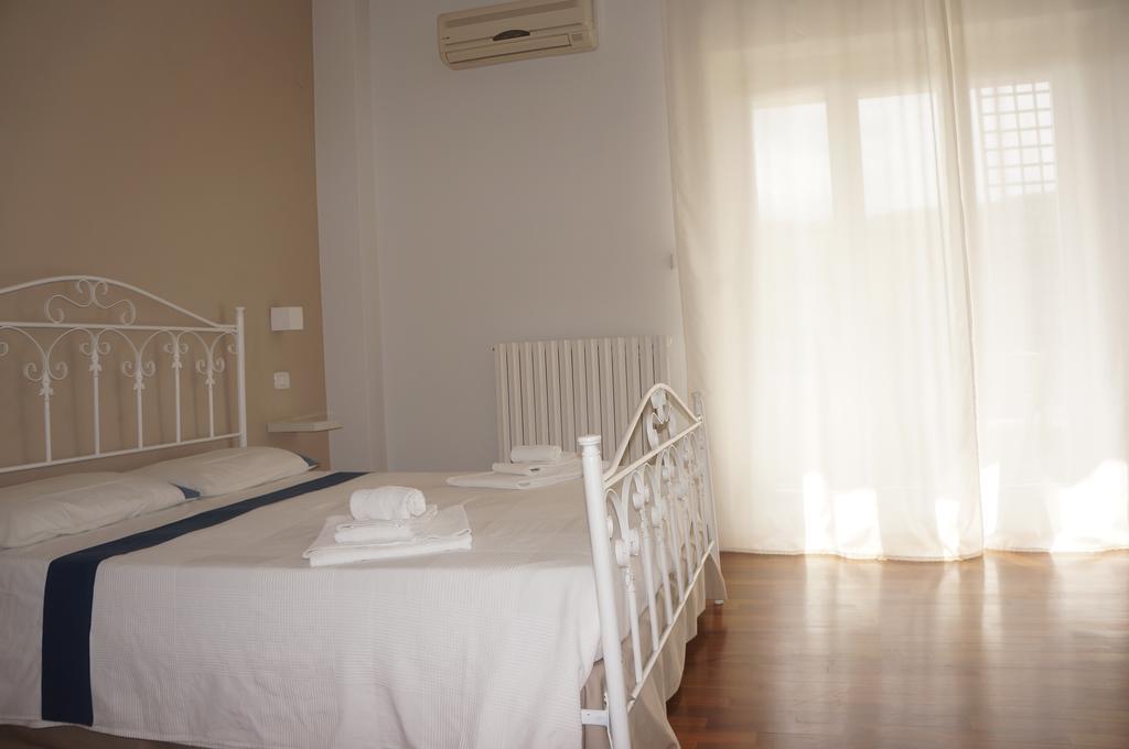 크로토네 Lullymia B&B 외부 사진
