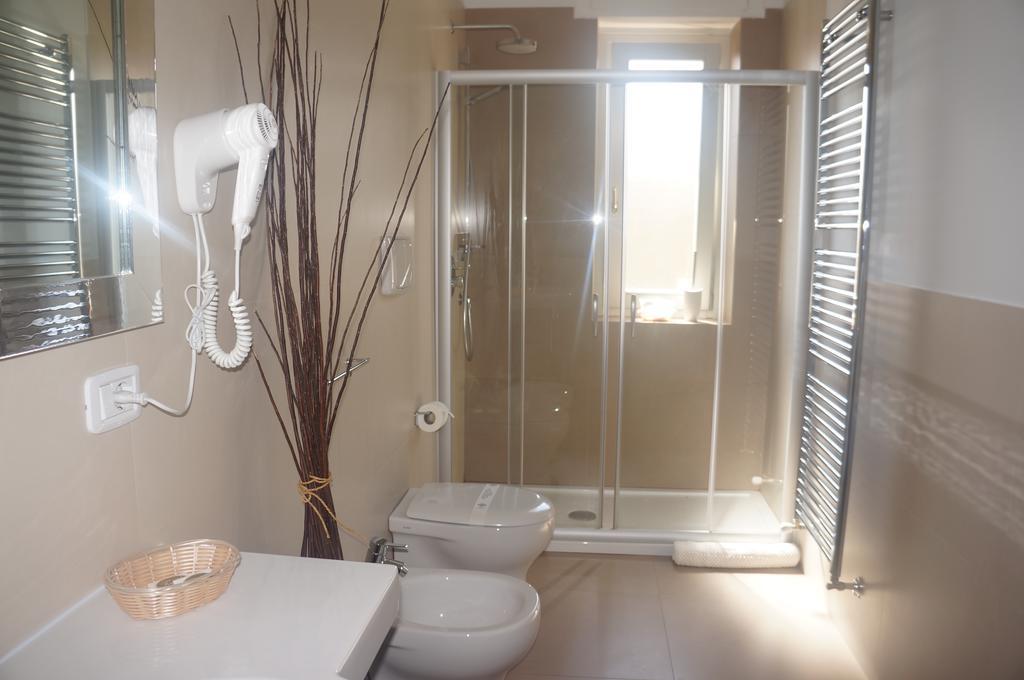 크로토네 Lullymia B&B 외부 사진