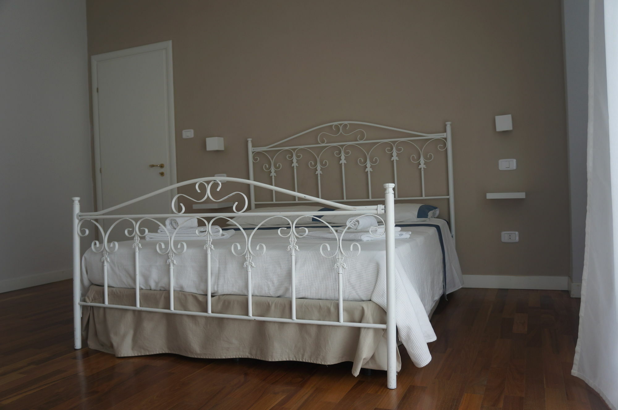 크로토네 Lullymia B&B 외부 사진