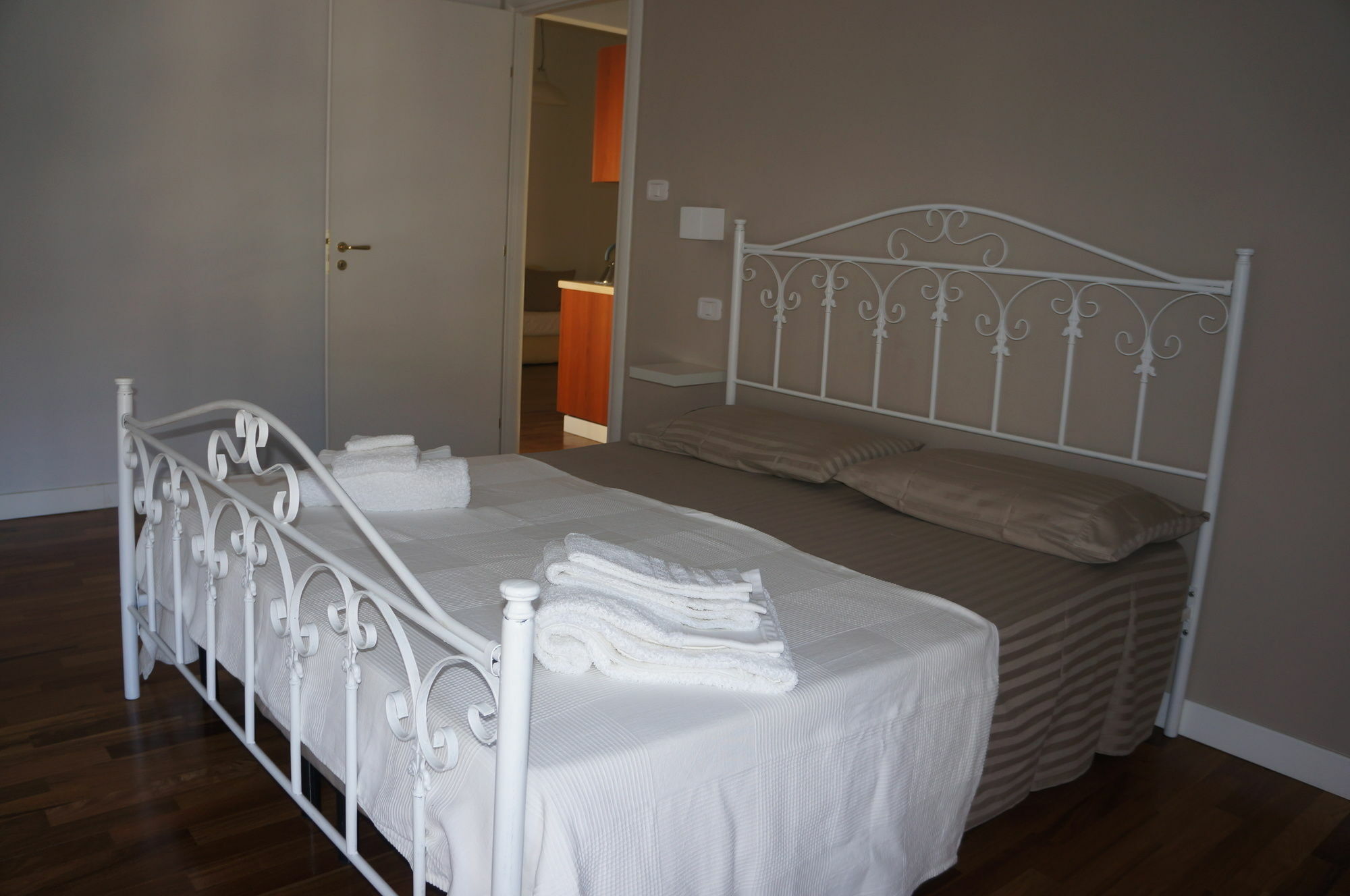 크로토네 Lullymia B&B 외부 사진